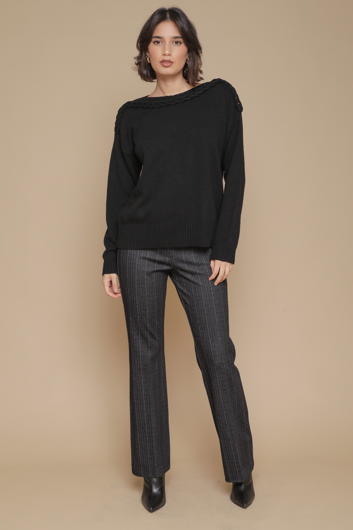 MAGLIA MISTO LANA CON DETTAGLIO TRECCIA da donna - NERO - Paquito Pronto Moda Shop Online