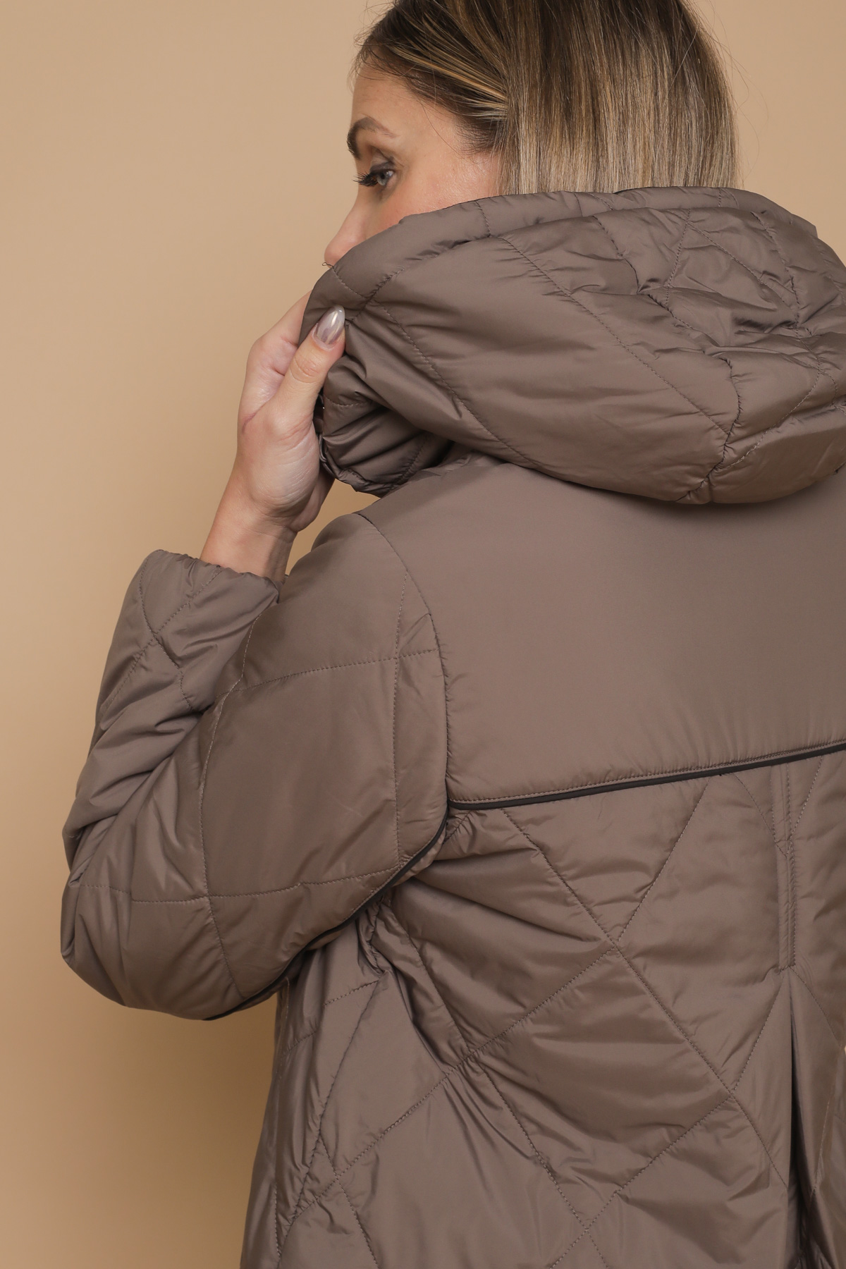 GIACCONE IN ECOPIUMA TRAPUNTATO CON CAPPUCCIO for women - TITANIO - Paquito Pronto Moda Shop Online